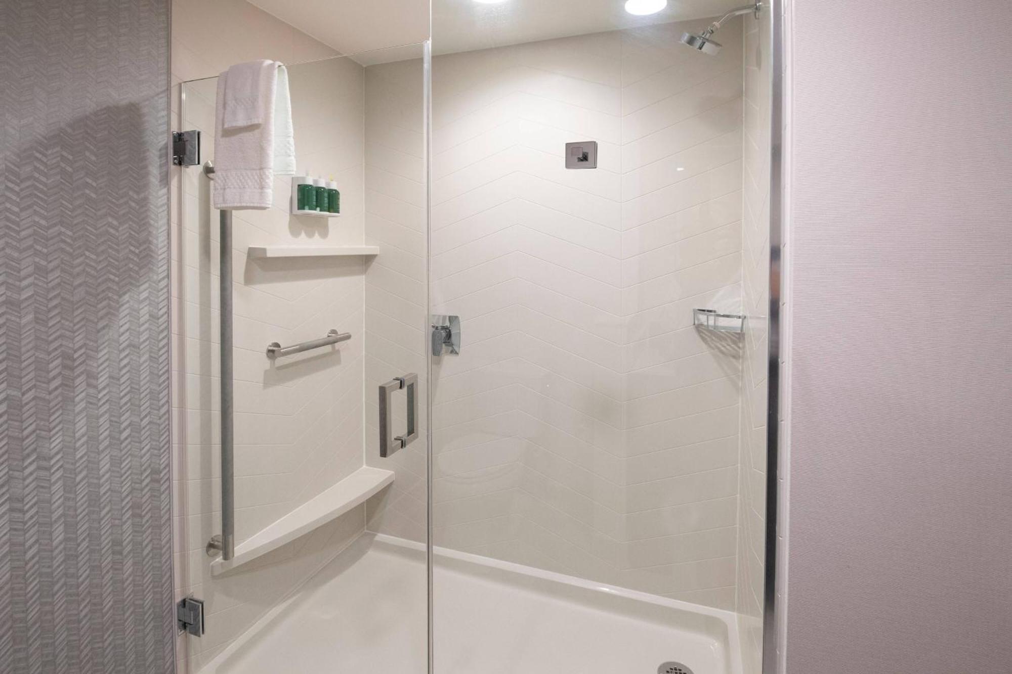Fairfield By Marriott Edmonton International Airport Hotel Nisku Buitenkant foto
