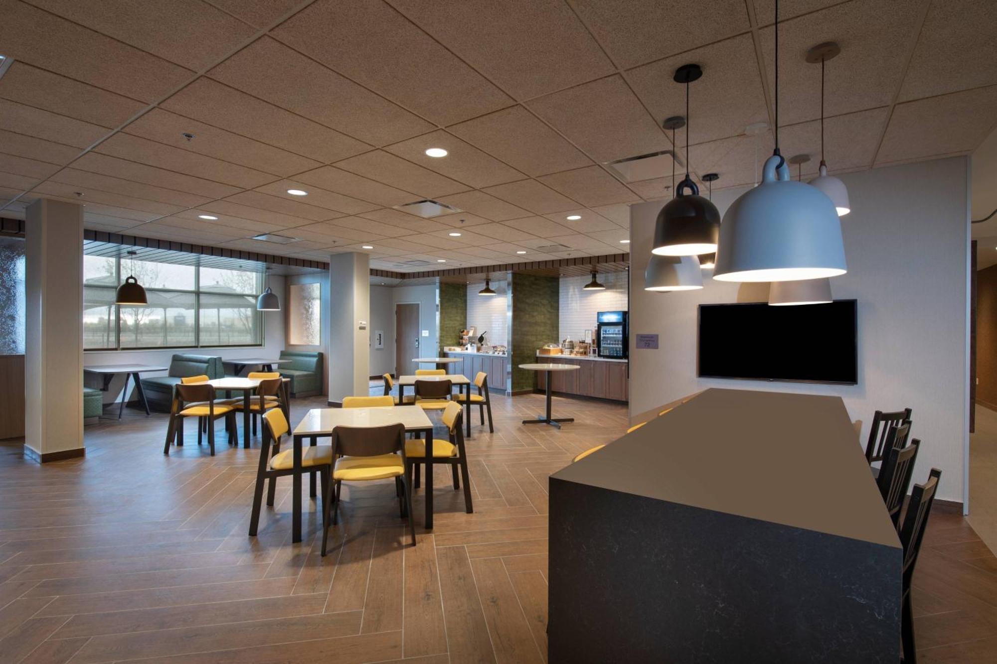 Fairfield By Marriott Edmonton International Airport Hotel Nisku Buitenkant foto